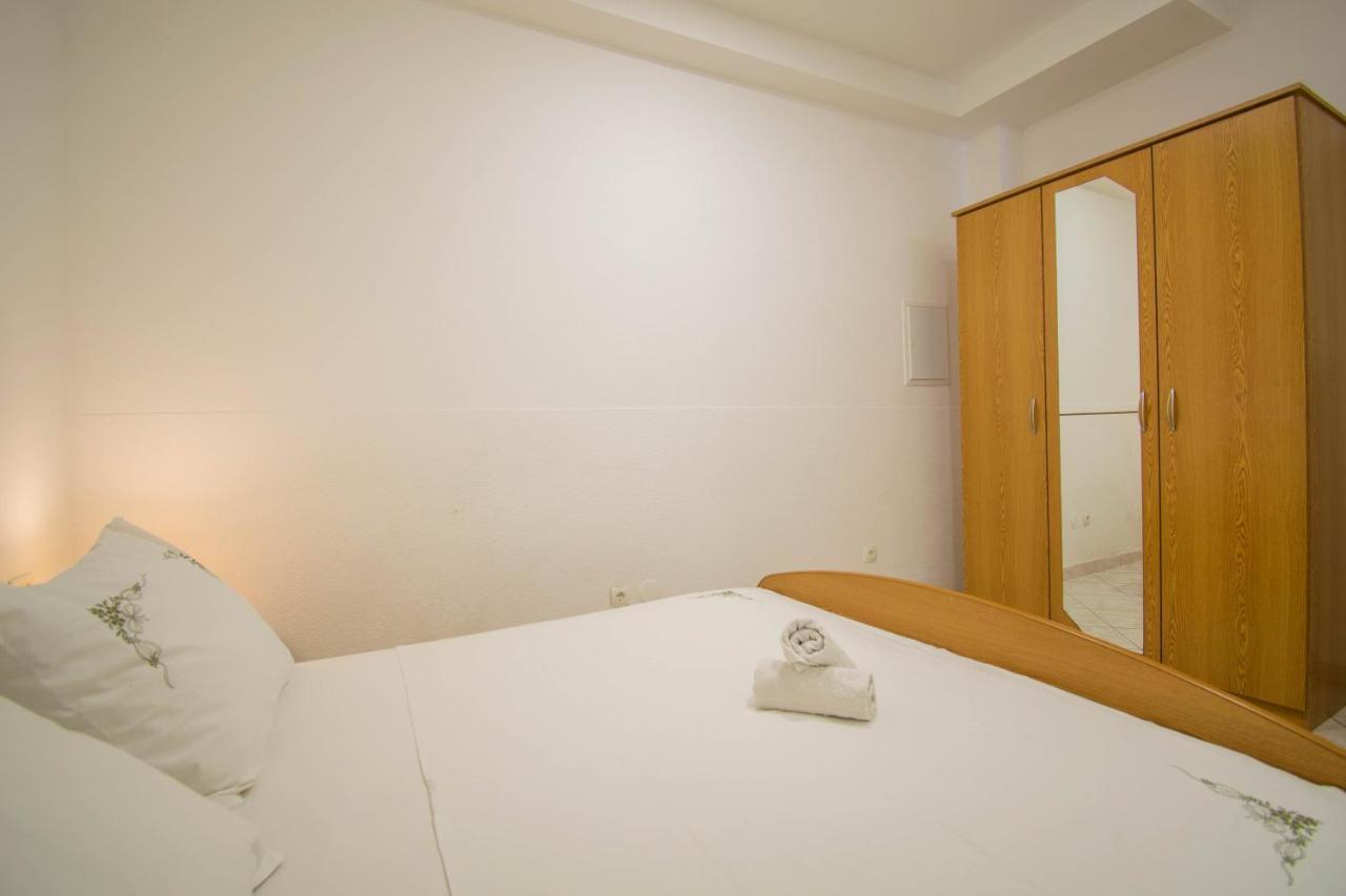 Apartments Manuela - Башка-Вода Екстер'єр фото